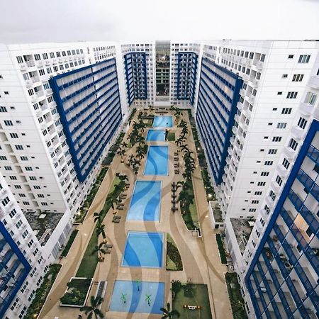 Reese @ Sea Residences Манила Экстерьер фото