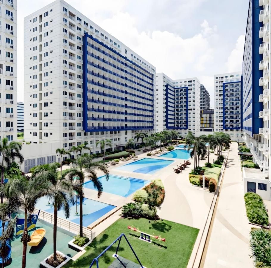 Reese @ Sea Residences Манила Экстерьер фото